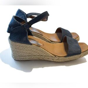 Picon blue suede ankle strap espadrille sandals size 8
